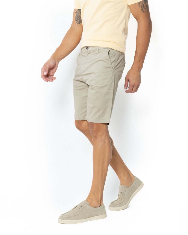 ΒΕΡΜΟΥΔΑ CHINOS REGULAR FIT ΜΠΕΖ