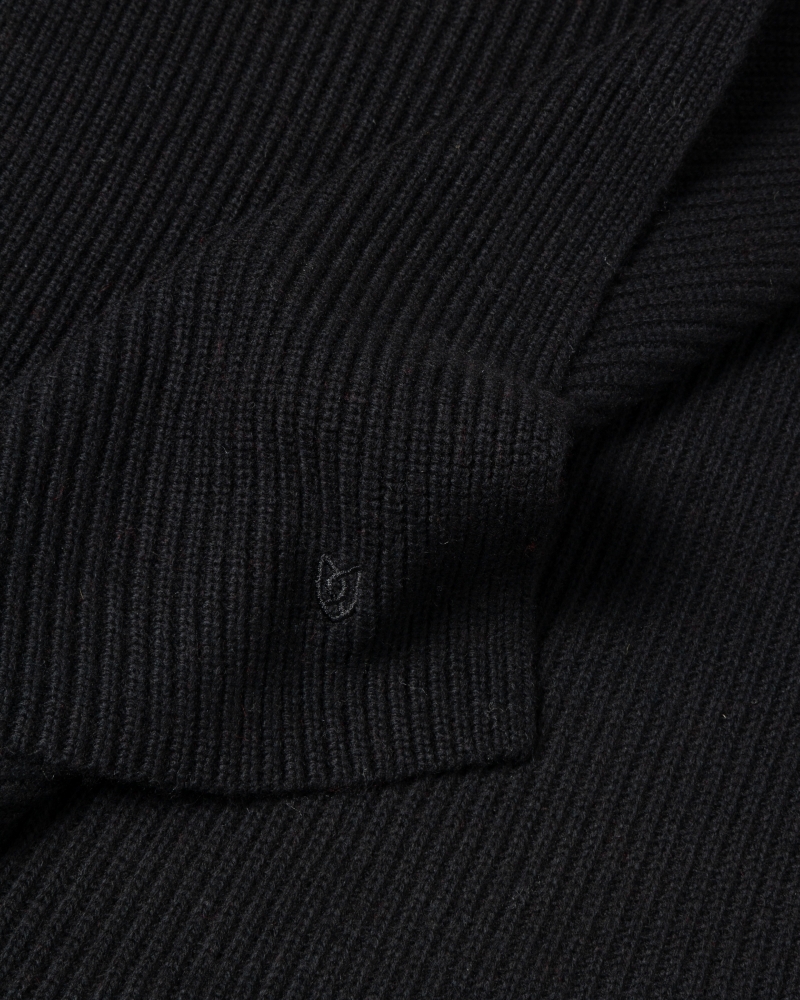 ΚΑΣΚΟΛ ΜΑΥΡΟ