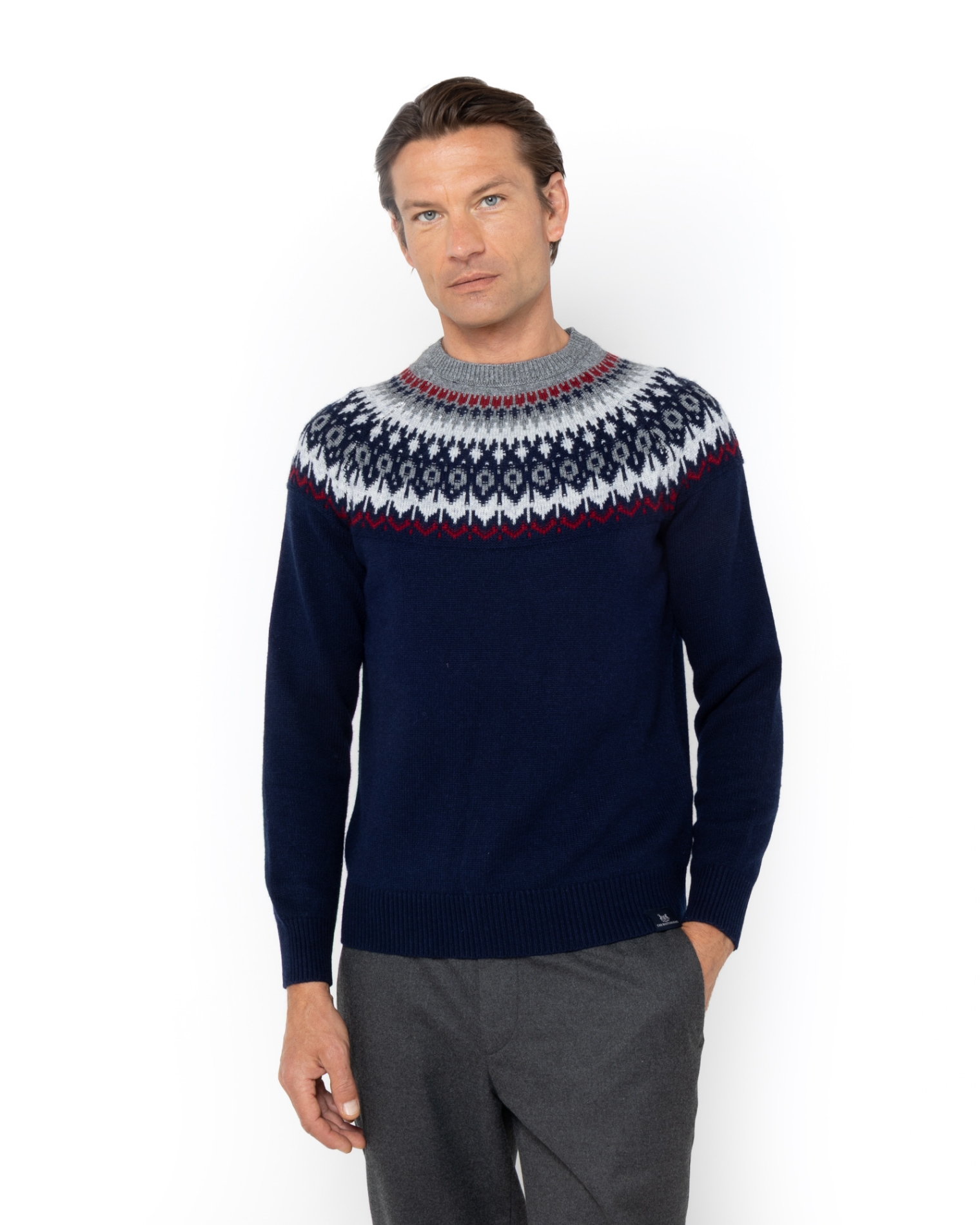 ΠΛΕΚΤΟ JAQUARD ΛΑΙΜΟΚΟΨΗ REGULAR FIT