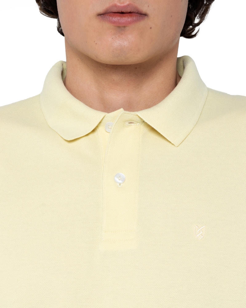 POLO PIQUE REGULAR FIT ΚΙΤΡΙΝΟ