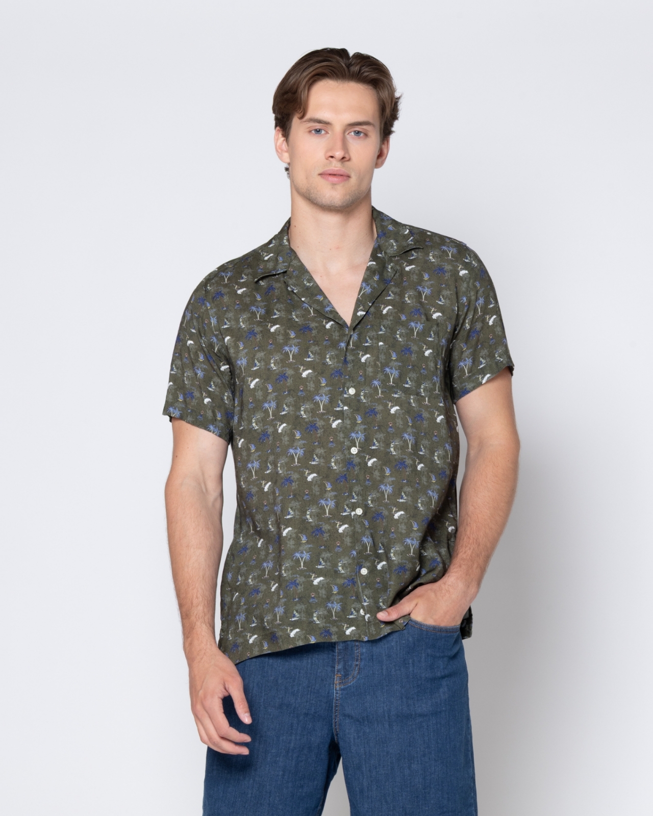 ΑΝΔΡΙΚΟ ΠΟΥΚΑΜΙΣΟ ΚΟΝΤΟΜΑΝΙΚΟ DIGITAL PRINT