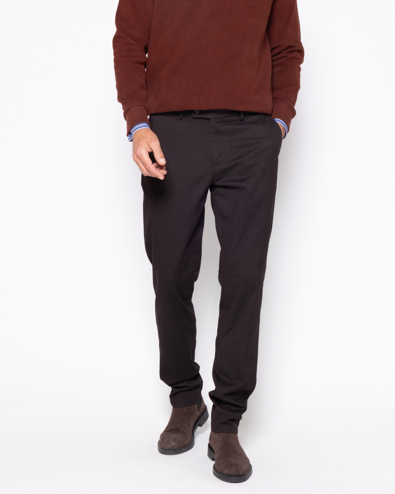 Ανδρικό παντελόνι chino twill The Bostonians σε καφέ, μπροστινή όψη